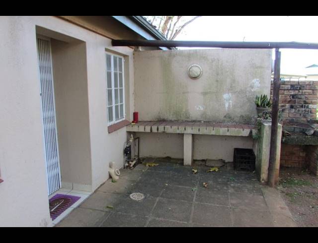 1 BEDROOM TOWNHOUSE FOR SALE IN WHITE RIVER EXT 16